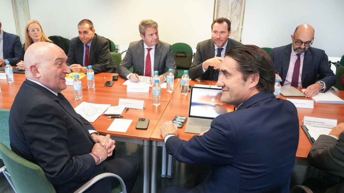 Reunión de la Sociedad Valladolid Alta Velocidad.