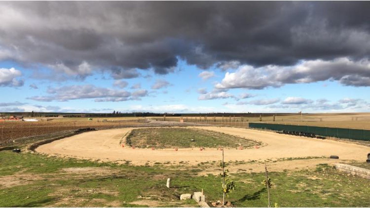 Pista de carreras de motos en Cuenca de Campos.