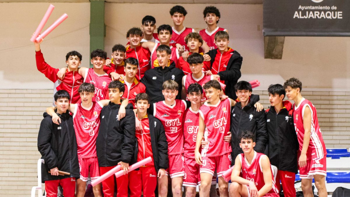 Equipos cadete e infantil masculinos de Castilla y León.