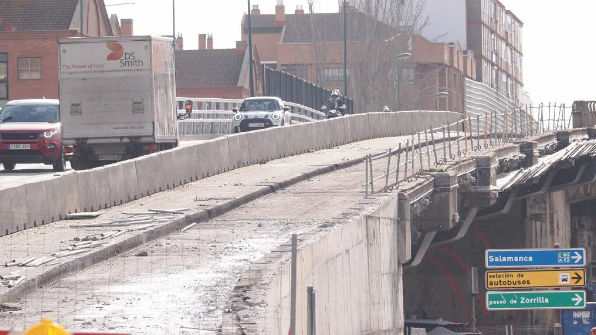 Obras en el viaducto de Arco de Ladrillo en Valladolid.