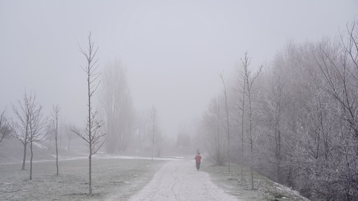 Frío y niebla en Valladolid en una imagen de archivo
