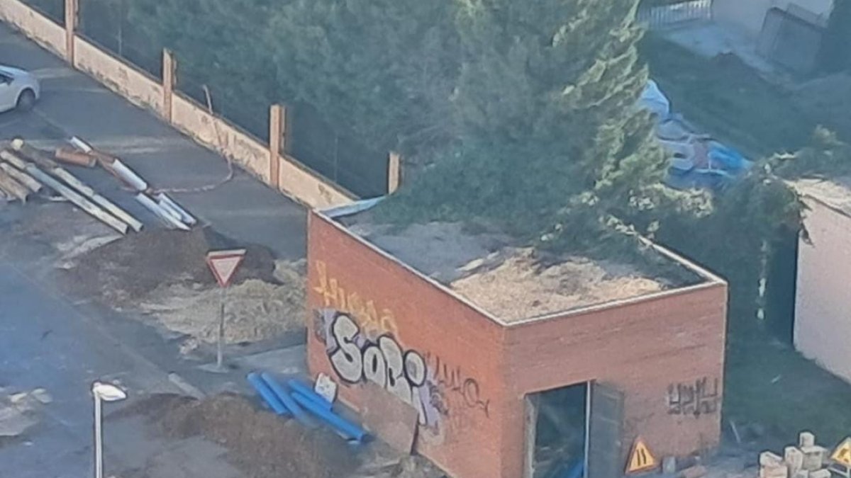 Obras por el reventón de la tubería en Torrelago