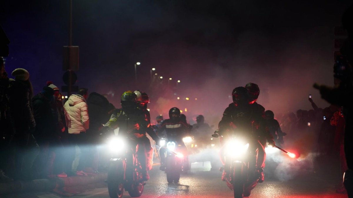 Desfile de antorchas de Motauros 2025 en la noche del sábado.