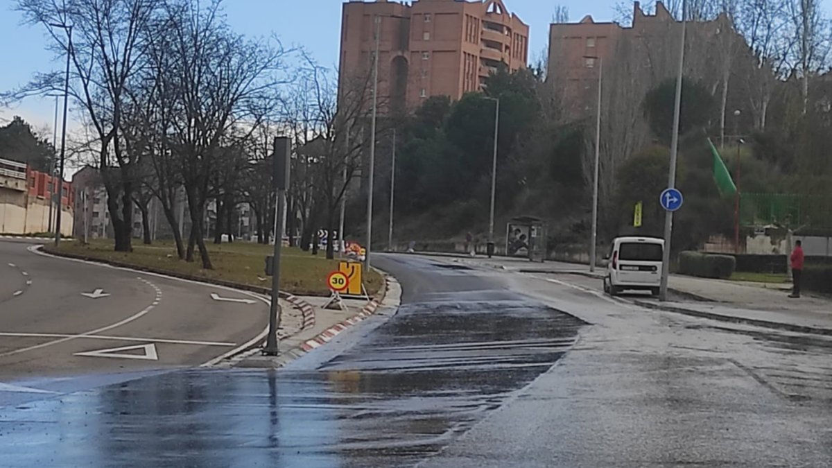 Adolfo Miaja de Muela en Parquesol, reabierta al tráfico.