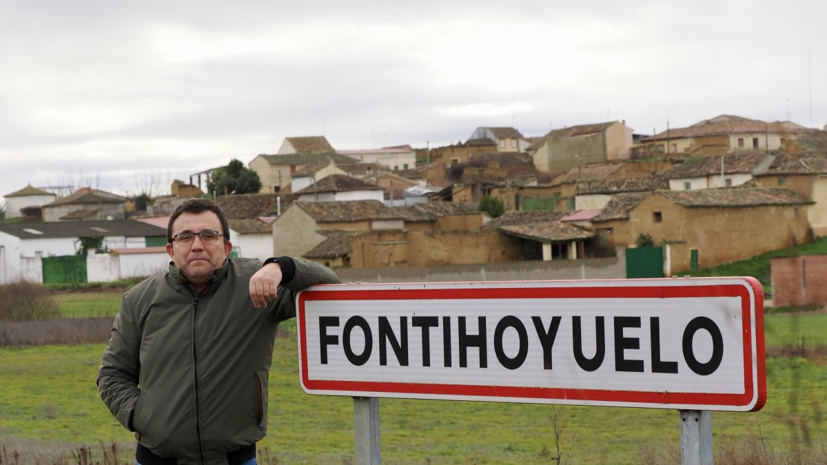 El alcalde de Fontihoyuelo, Jorge González
