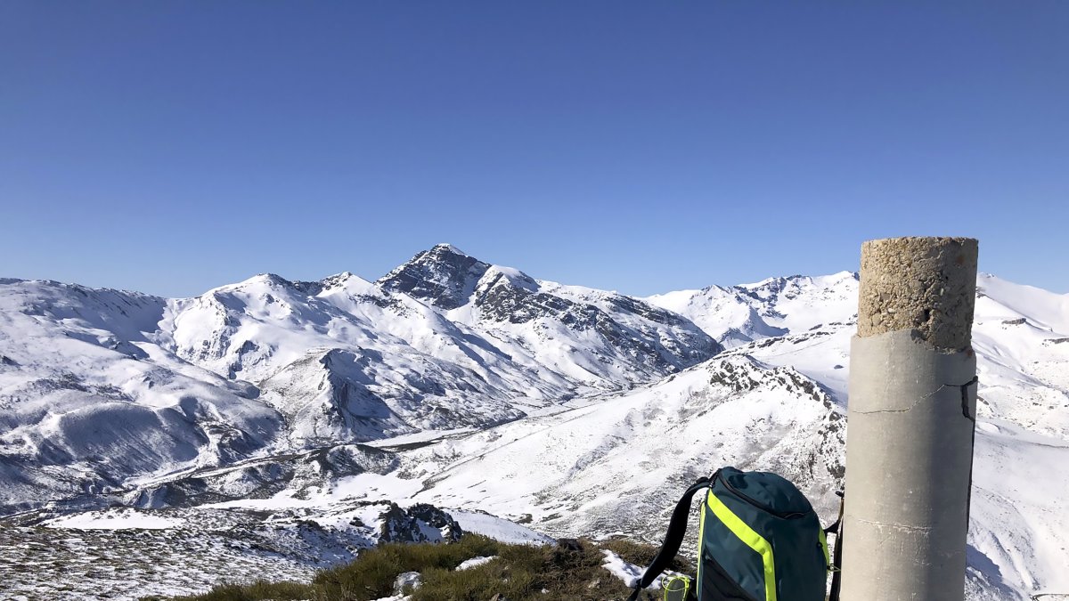Panorámica de la Montaña Palentina desde la cumbre de la Horca de Lores