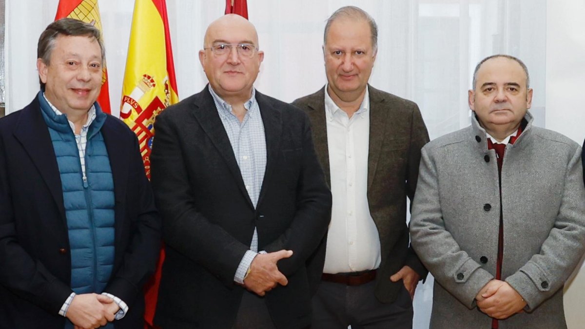 Adolfo Sainz, Jesús Julio Carnero, Rafael Monedero y Andrés Sánchez.