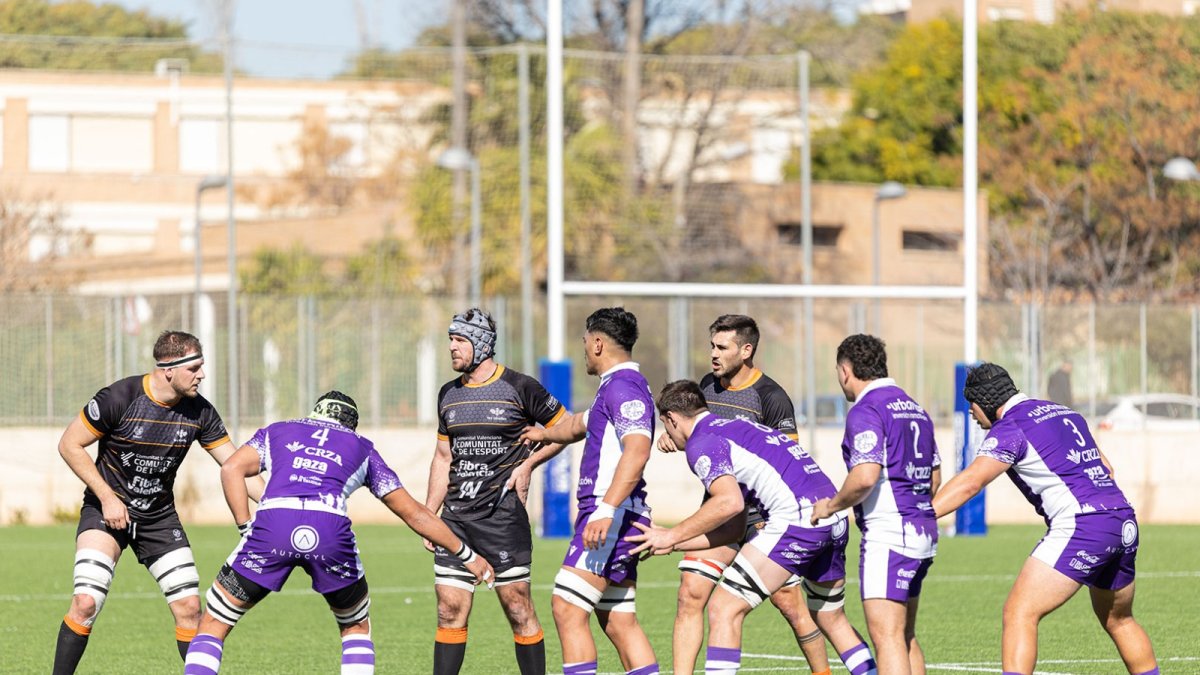 Fotografía del encuentro entre El Savador y Les Abelles