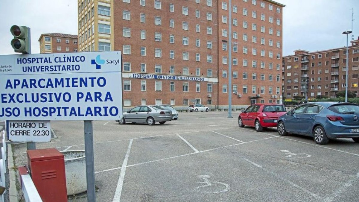 Imagen de archivo del aparcamiento de la antigua residencia en la Rondilla de Valladolid.