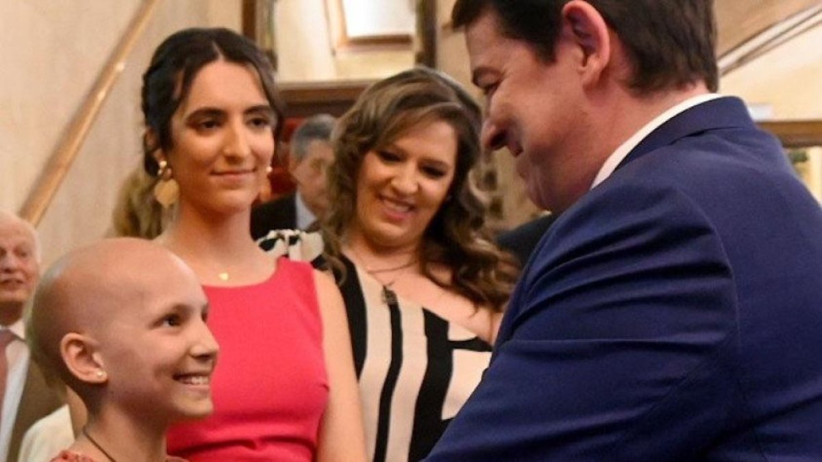 María Caamaño junto a Alfonso Fernández Mañueco