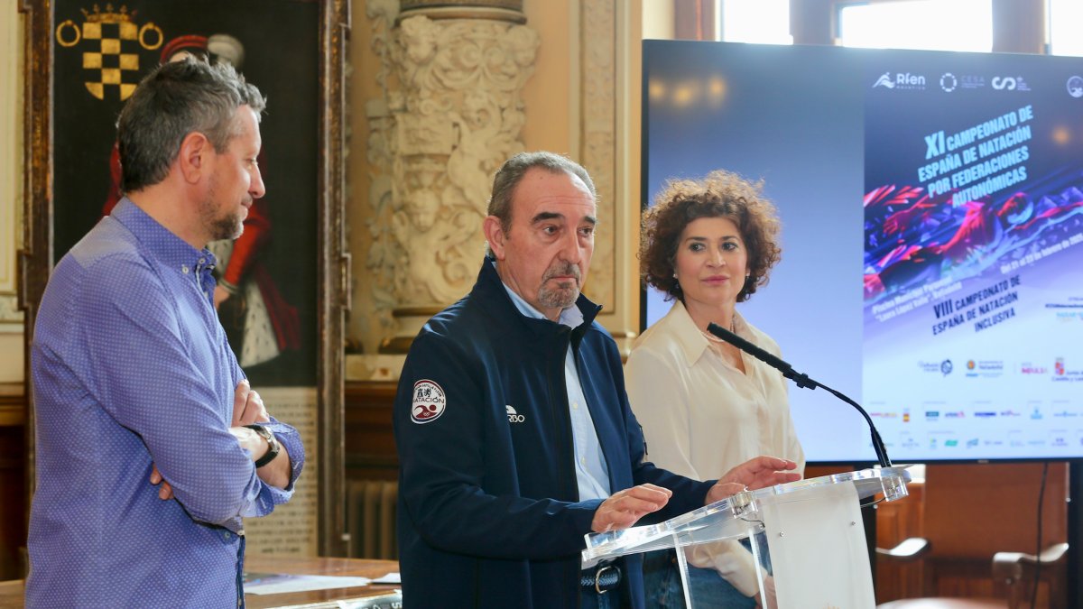 Presentación del CESA alevín de Natación en Valladolid.