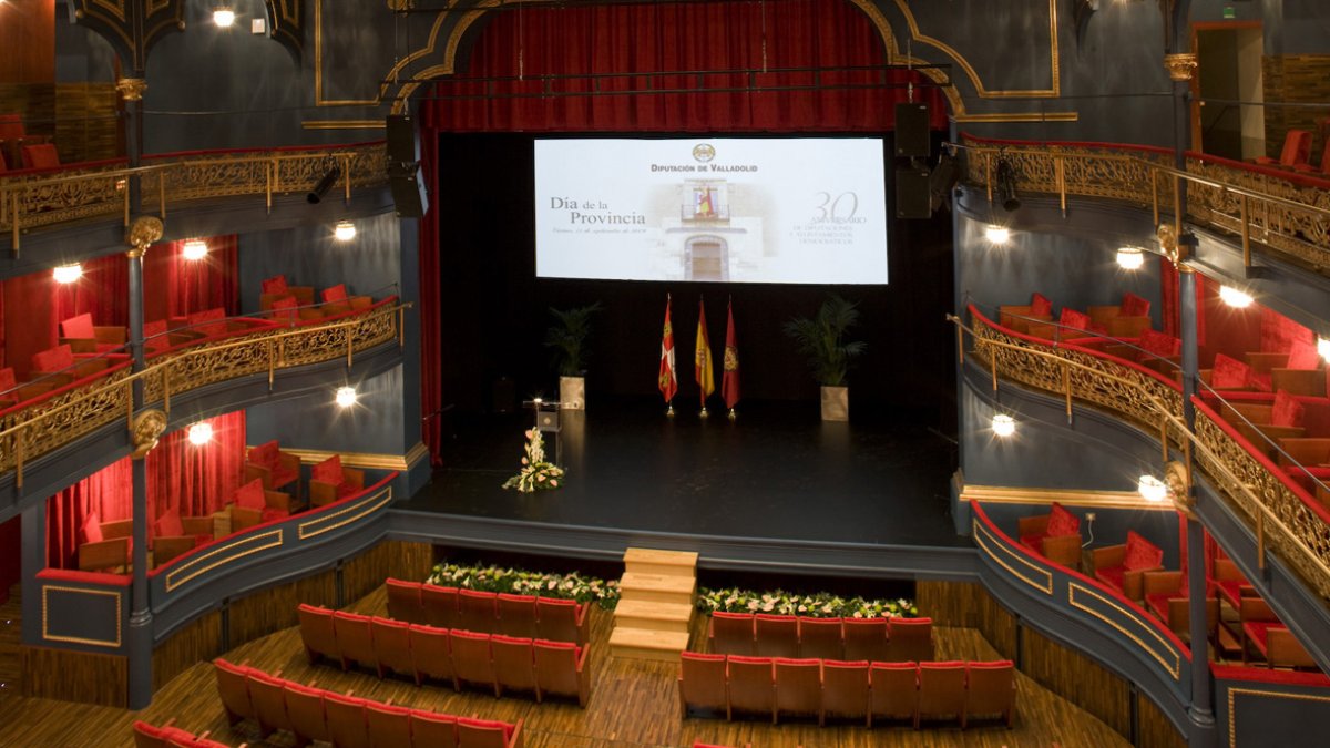 Una imagen del Teatro Zorrilla.
