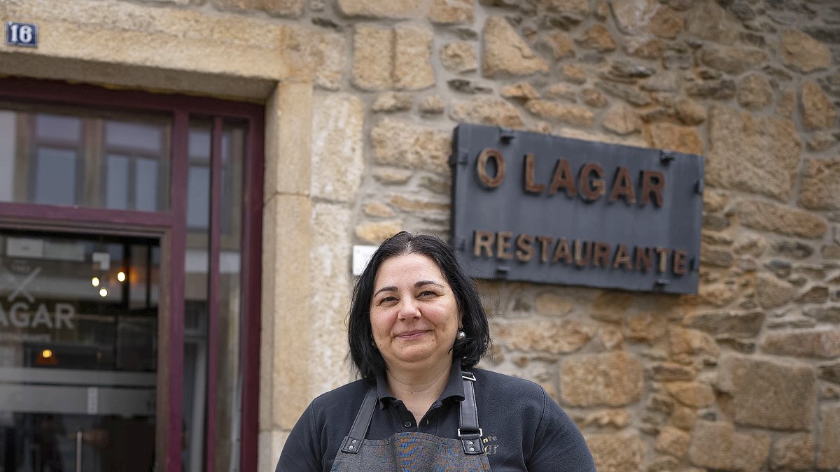 En la foto, la dueña del restaurante El Lagar, Susana Fernandes, en Torre de Moncorvo