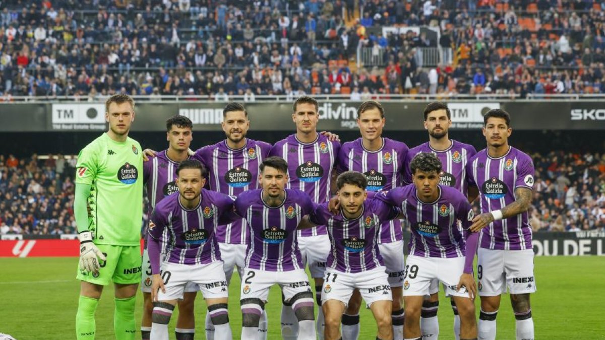 Alineación del Real Valladolid en Valencia.