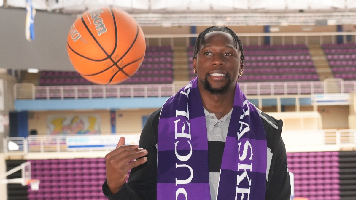 Samkelo Cele tras ser presentado en Pisuerga.