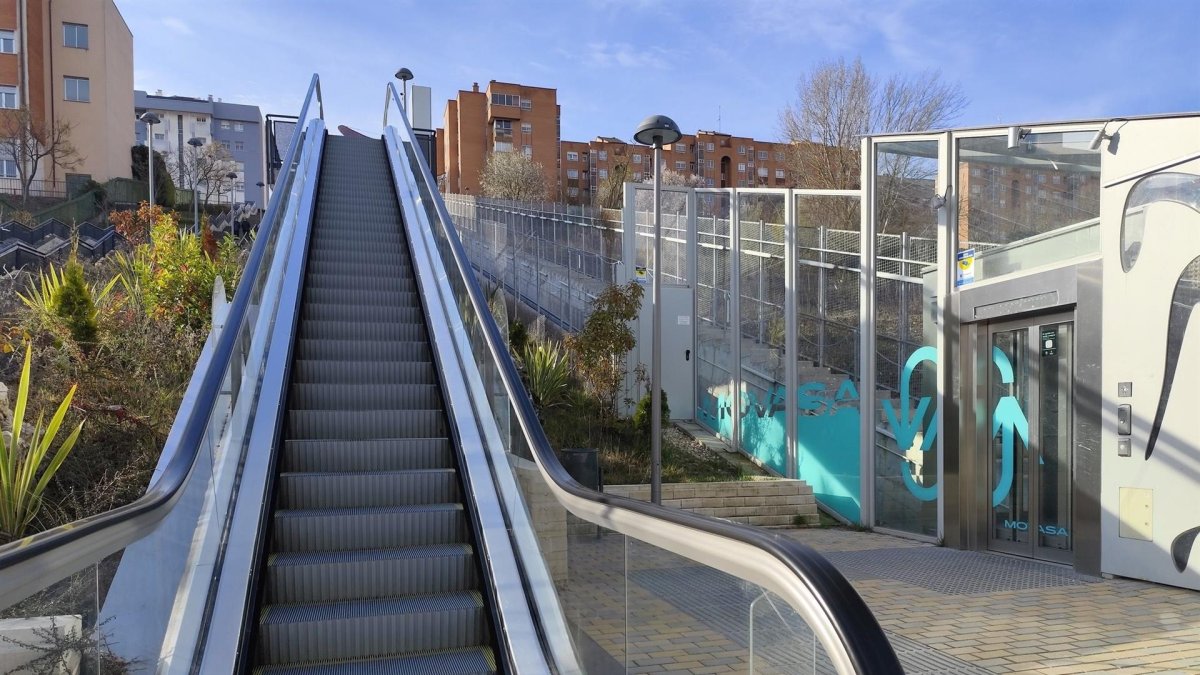 Escaleras de la ladera norte de Parquesol.