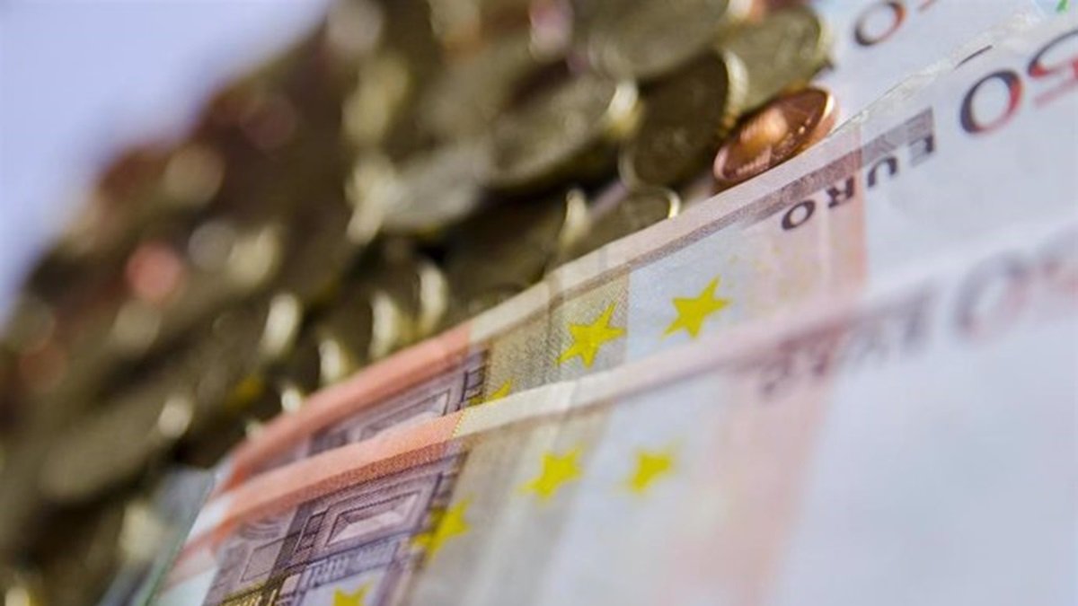 Imagen de archivo de dinero
