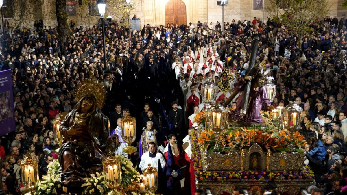 Procesión de El Encuentro de la Virgen de las Angustias y el Cristo Camino del Calvario