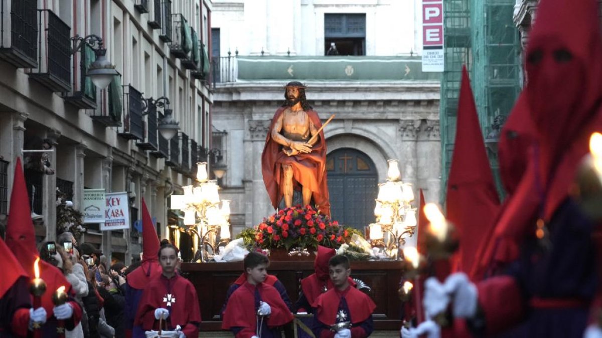 Un momento de la Procesión del Santísimo Rosario del Dolor.