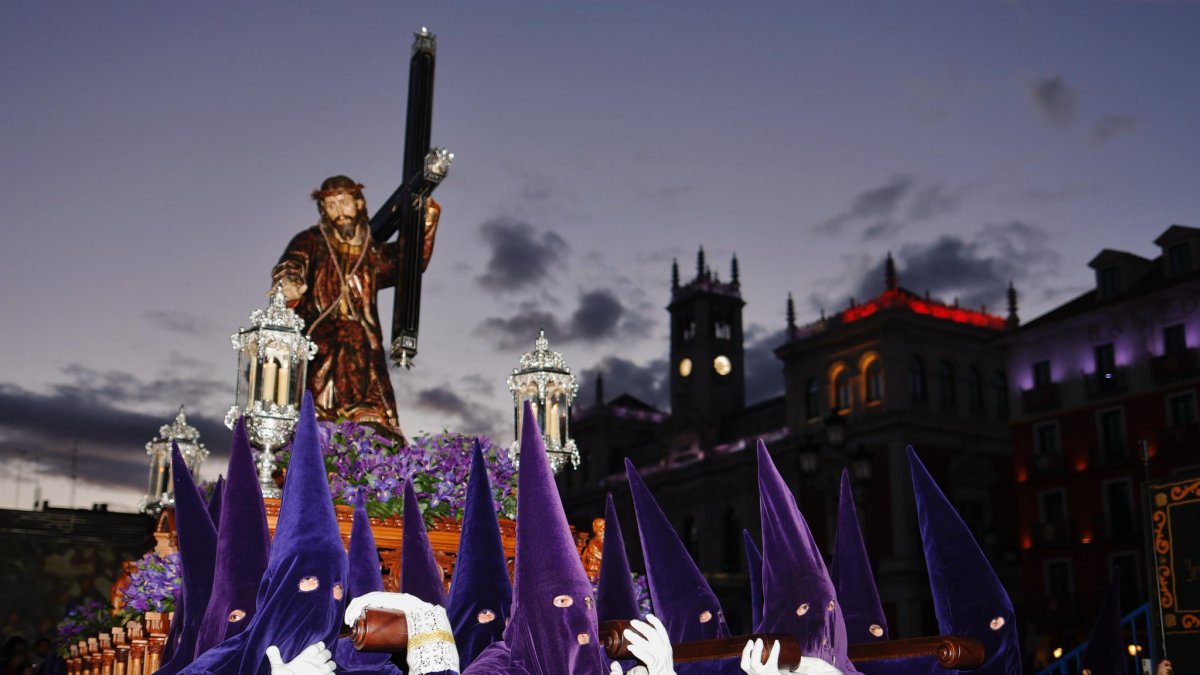 Un momento del Vía Crucis Procesional