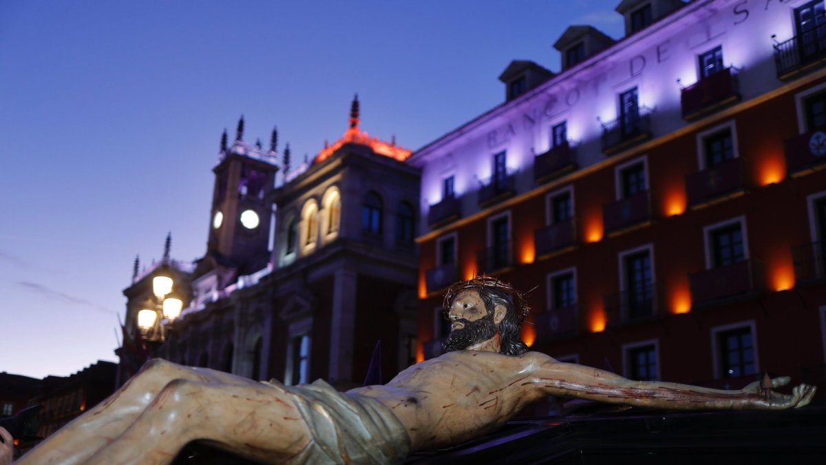 Un momento del Vía Crucis Procesional