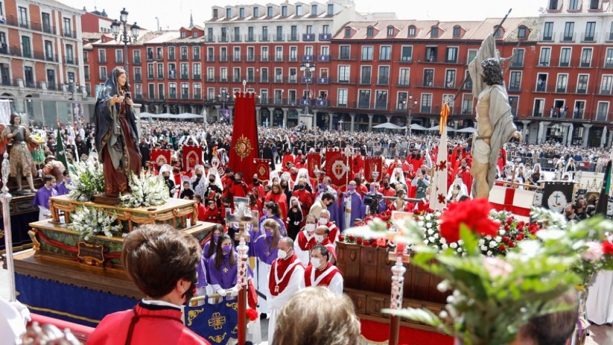 Procesión del Encuentro de Jesús Resucitado con la Virgen de la Alegría en Valladolid en una imagen de archivo