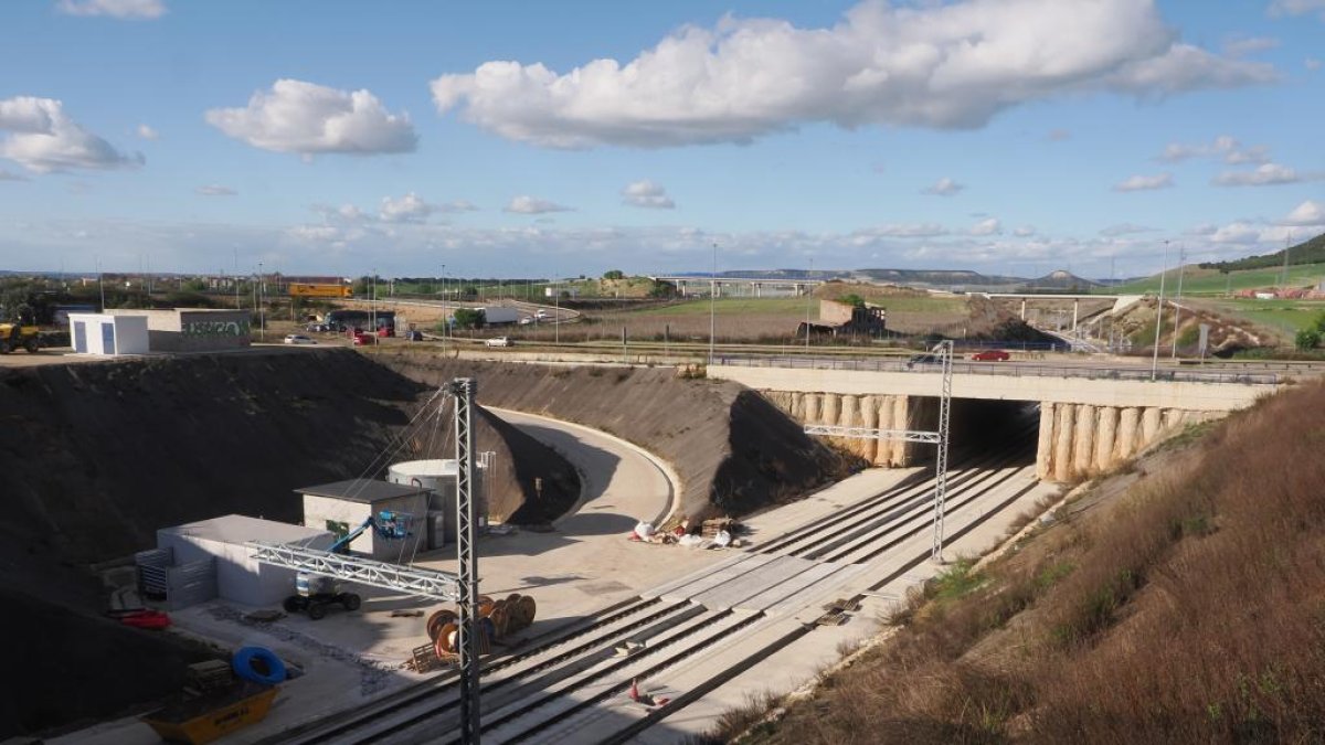 Los trenes de Renault estrenarán la Variante de Mercancías de Valladolid.