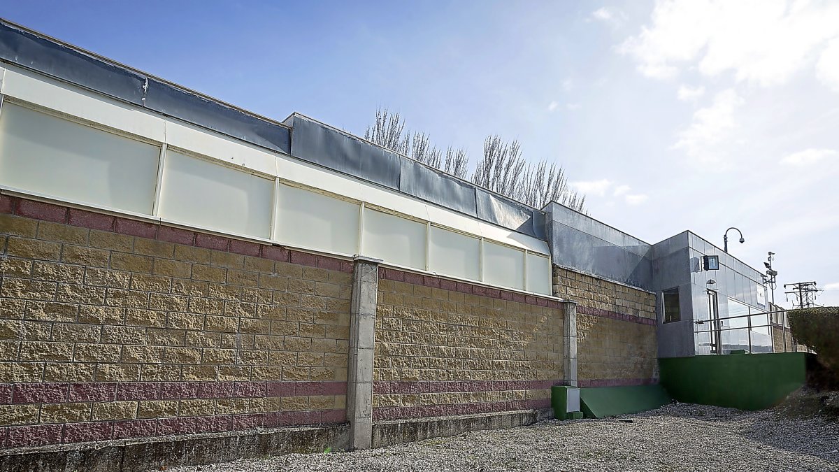 Entrada del centro de menores Zambrana, en Valladolid, en una imagen de archivo.