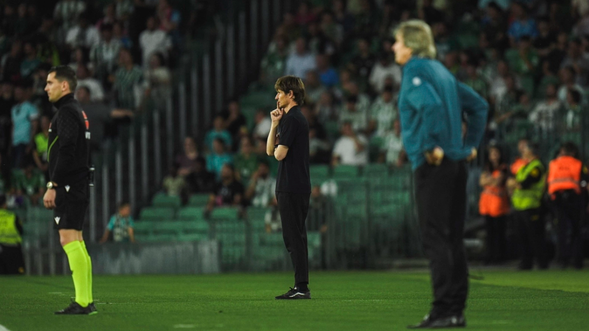 Álvaro Rubio, en el partido del descenso ante el Betis en el Villamarín.
