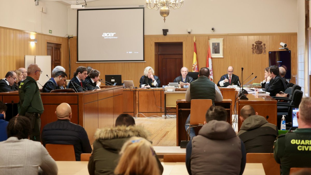 El ideólogo del crimen de la Circular declara en el juicio por estada a entidades bancarias en la Audiencia de Valladolid, imagen de archivo. 