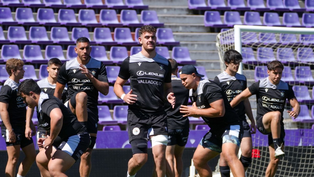 El Salvador entrenando en Zorrilla en la previa de la final de Copa.