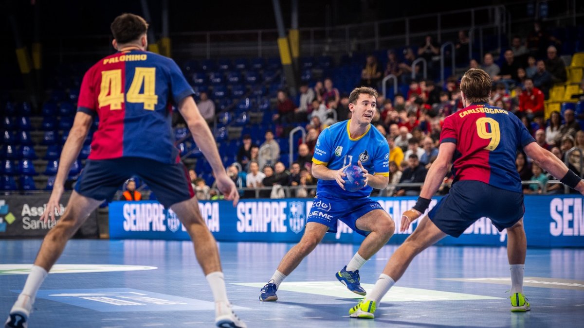 Alejandro Pisonero, ante el Barcelona.