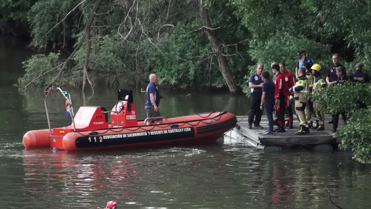 Labores de búsqueda en el río Pisuerga del joven de 20 años