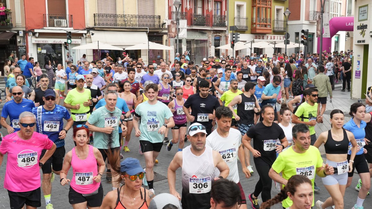 Carrera Popular la Antigua por las calles de Valladolid.
