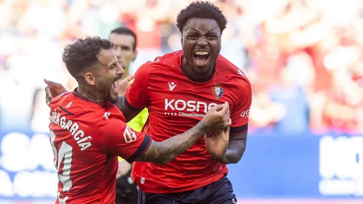 Boyomo festeja el gol marcado el día de su debut con Osasuna.