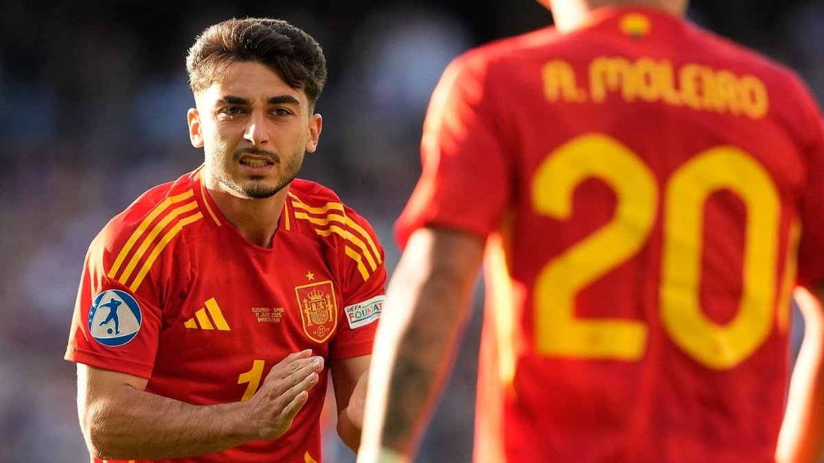 Moro, en su debut con España sub 21 en el Europeo.