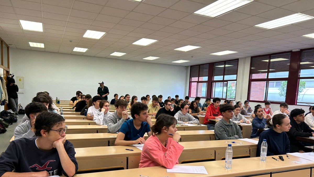 Imagen de archivo de las Pruebas de Acceso a la Universidad 2025 en el Aulario de la UVa.