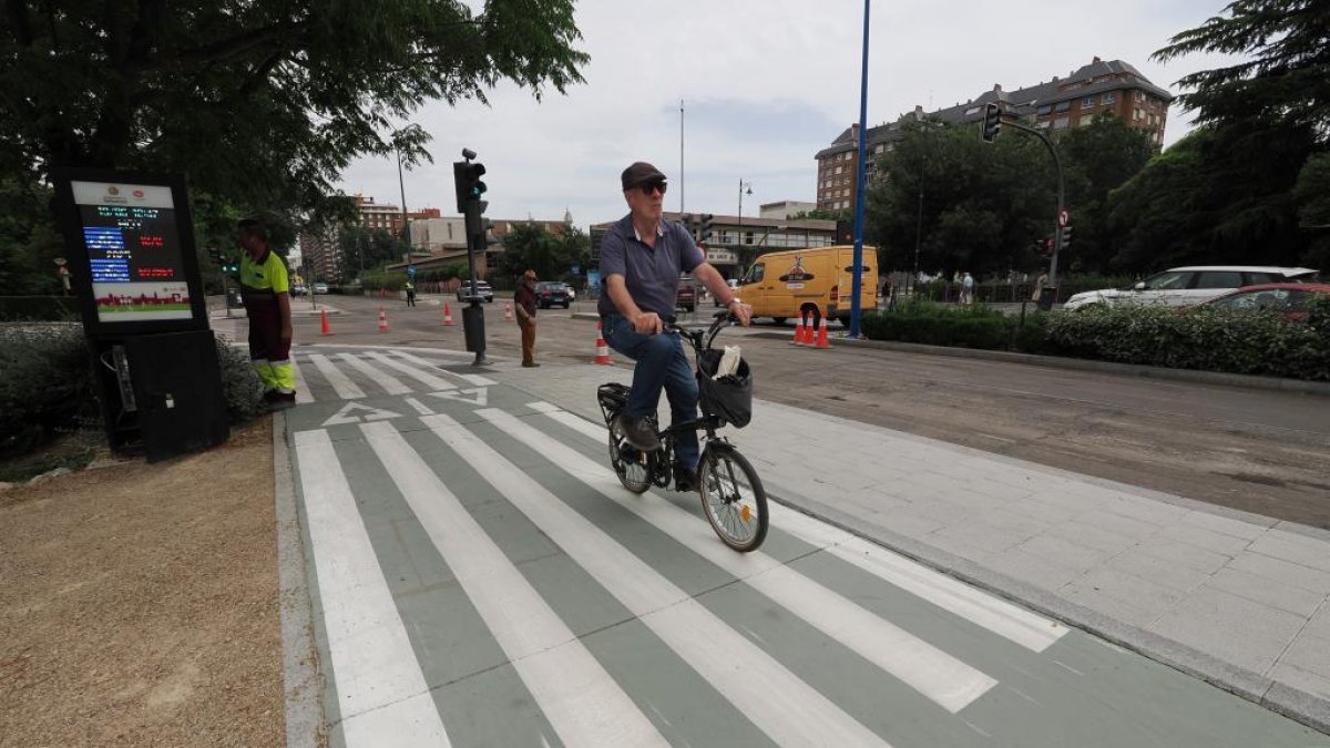 Carril bici de Isabel la Católica.