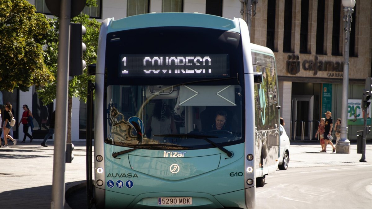 Un autobús de Auvasa en una imagen de archivo