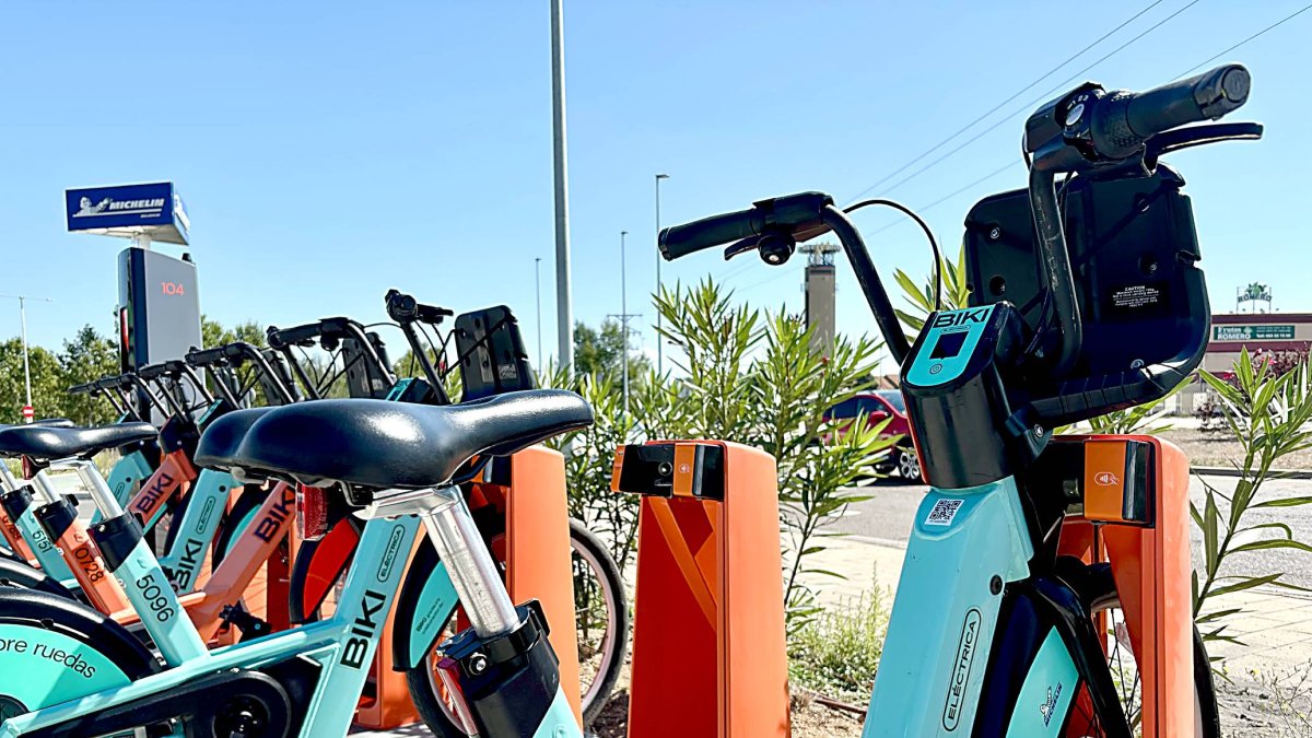 Bicicletas en una de las estaciones Biki en los alrededores de Michelin.