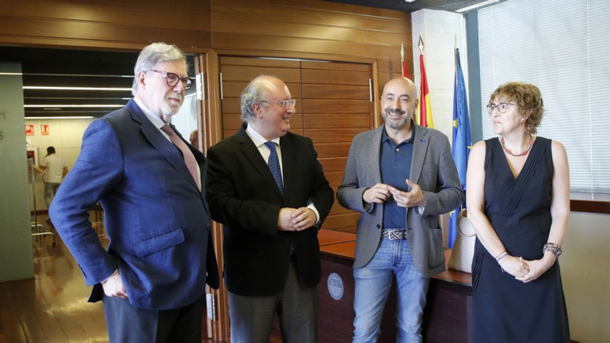 Santiago Aparicio, Enrique Cabero, Óscar Lobo y Ana Fernández de los Muros