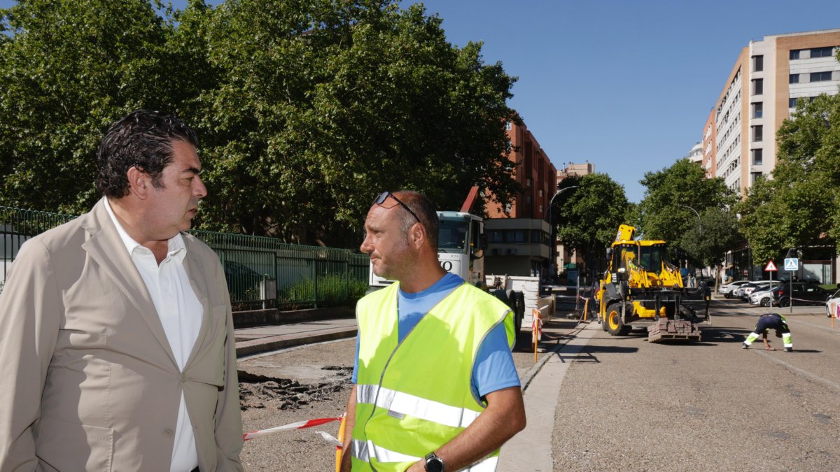 Obras de adecuación del entorno escolar del CEIP Tierno Galván en Parquesol.