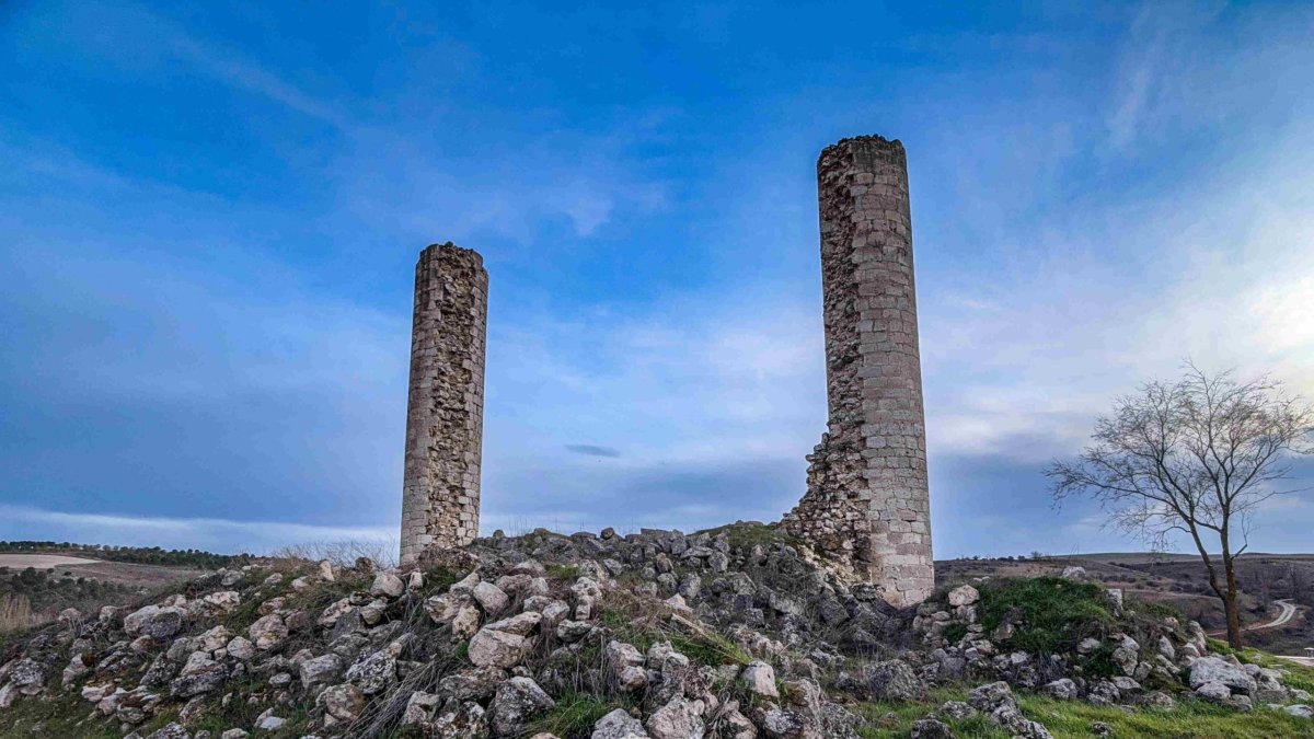 Restos del castillo de Canillas de Esgueva, en Valladolid.