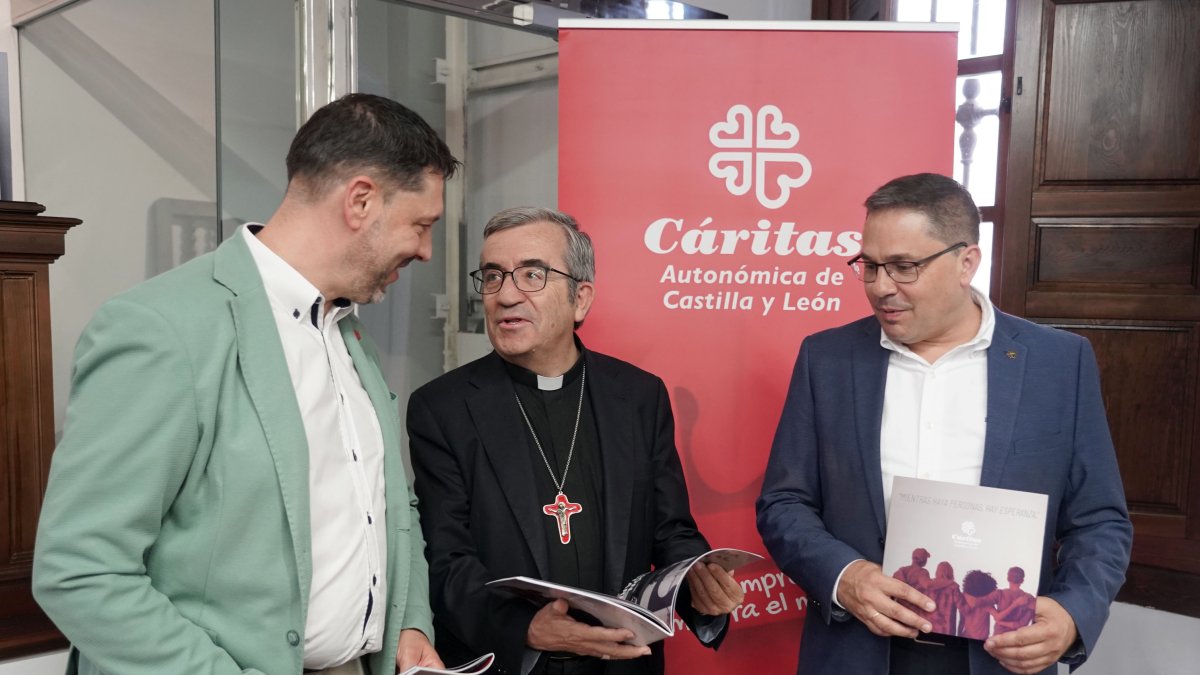 El arzobispo de Valladolid y el presidente de Cáritas Castilla y León