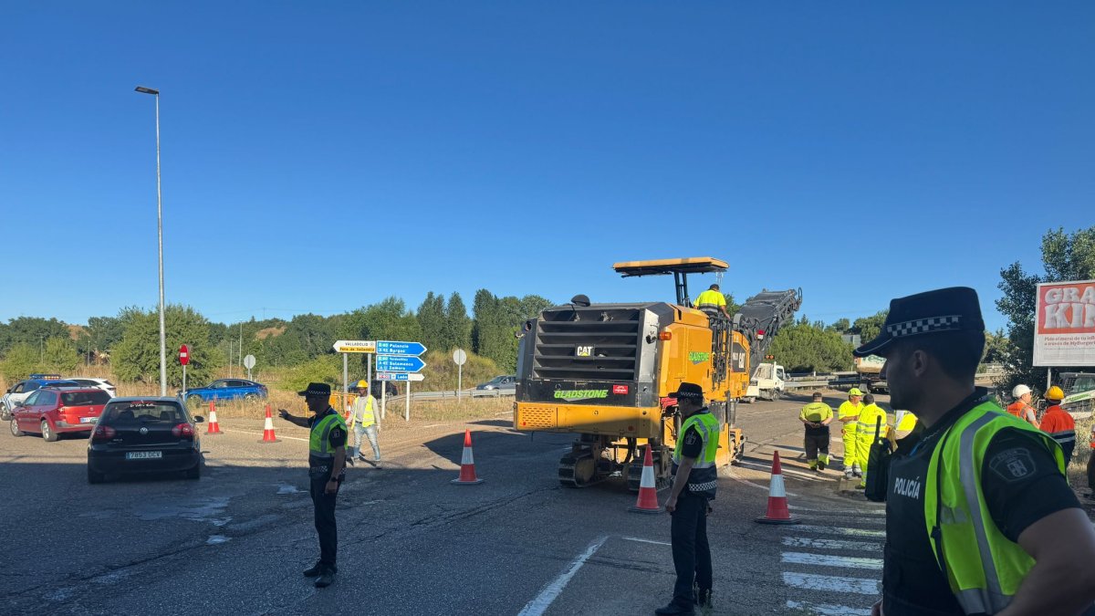 Obras de fresado y aglomerado en la VA-20.