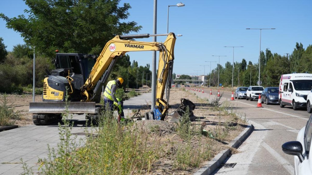 Obras en la VA-20 por los trabajos de asfaltado.