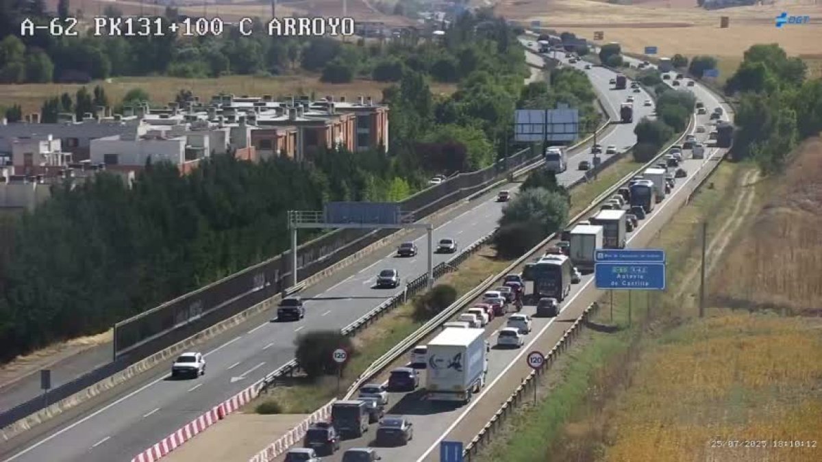 Retenciones en la A-62 a la altura de Arroyo