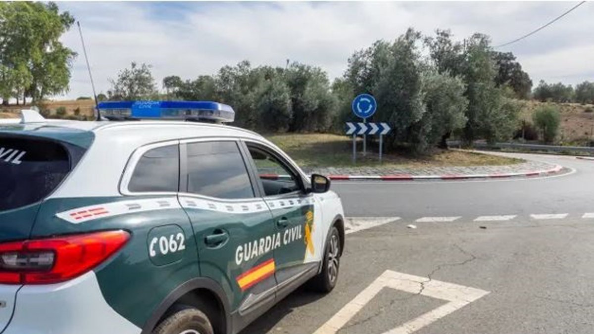 Patrulla de la Guardia Civil.