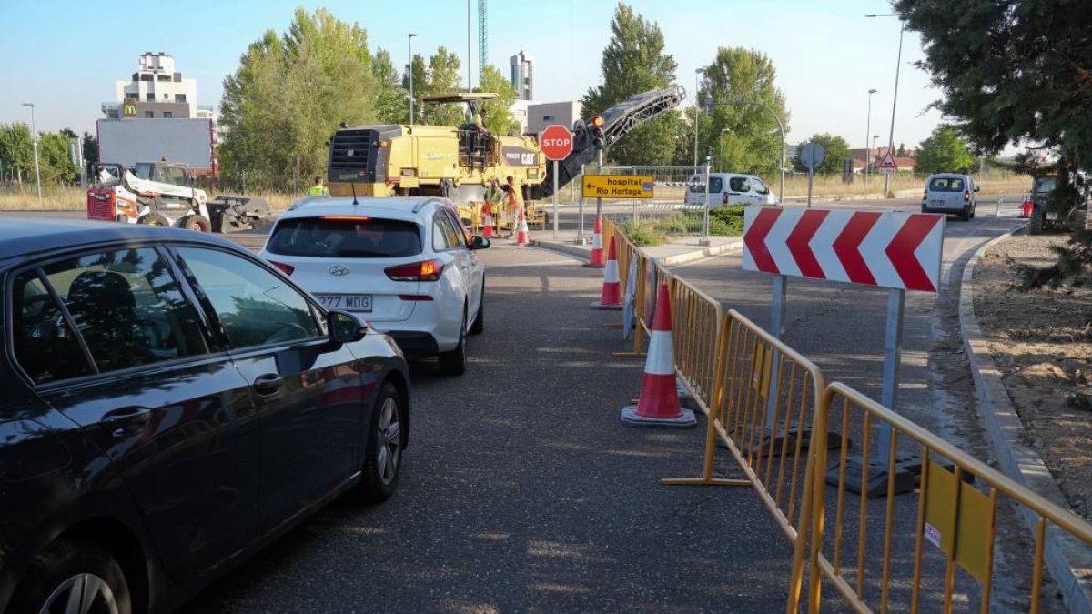 Las obras cortan el tramo entre la la glorieta del Hospital Río Hortega y la Avenida de Soria de la VA-20.