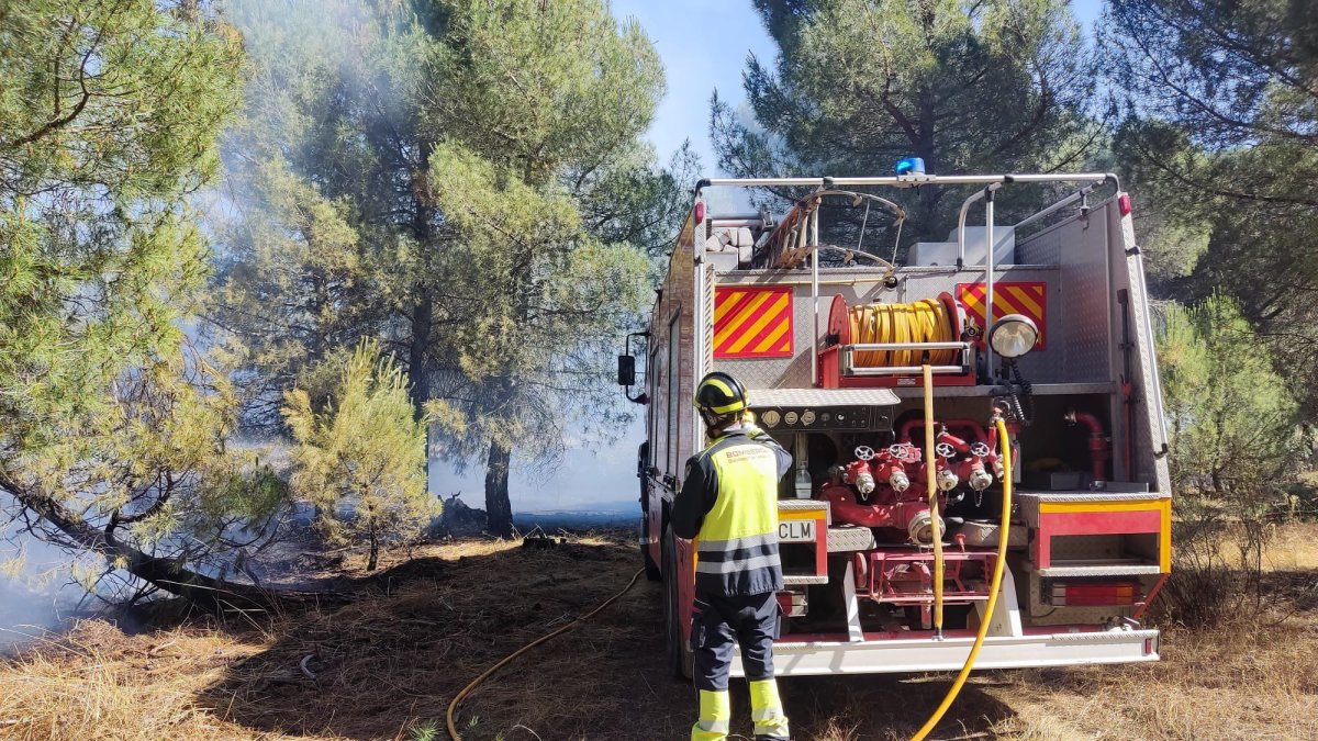 Imagen de los bomberos trabajando